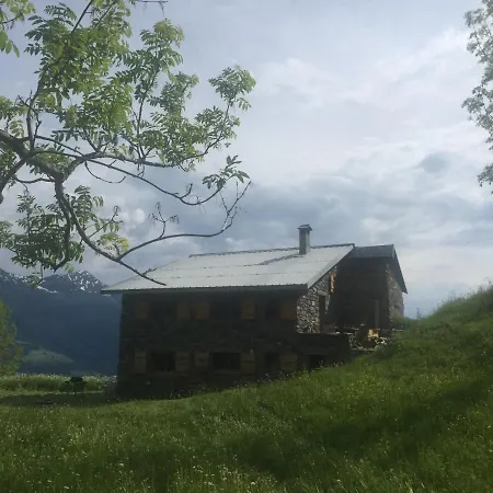 Lantgård Chalet D'alpage Du Folliex Attention Validez Votre Reservation Par Telephone La Plagne